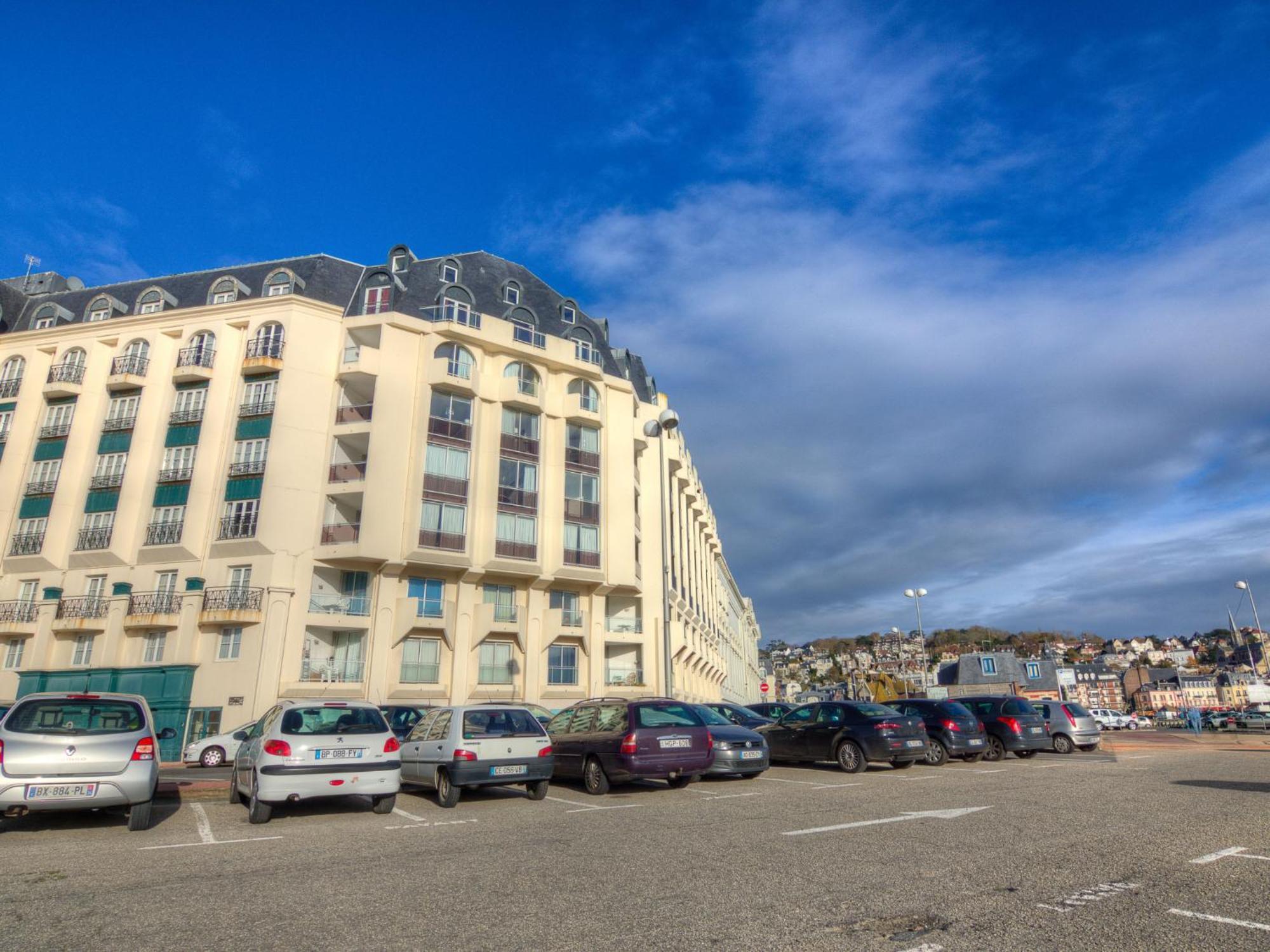 Apartment Le Beach By Interhome Trouville-sur-Mer Exterior photo